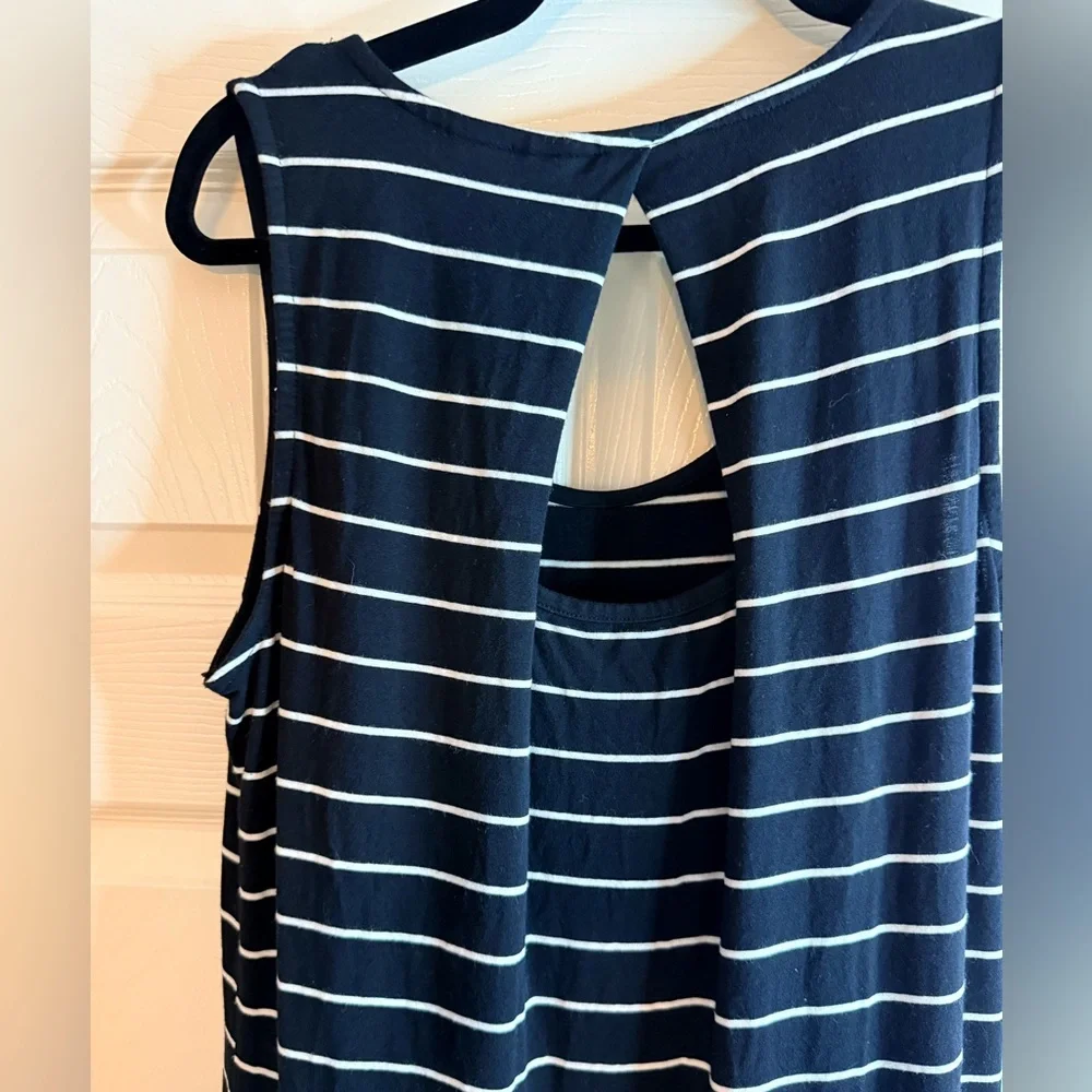 C&C California Womens  Black White Striped Maxi Dress Sleeveless Keyhole Back L - Picture 8 of 12